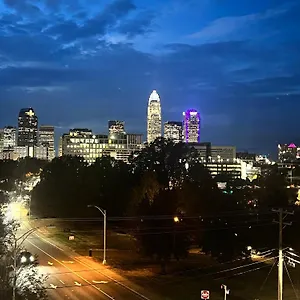 Apartment Uptown Luxury Near It All, Charlotte